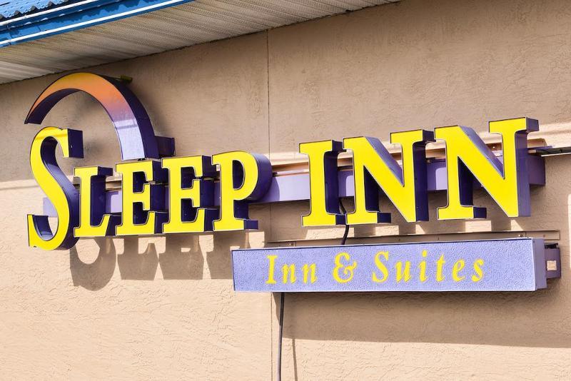 Sleep Inn & Suites Port Charlotte-Punta Gorda Exterior photo